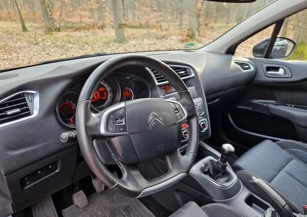 Citroen C4 cena 22990 przebieg: 229100, rok produkcji 2011 z Chodzież małe 631